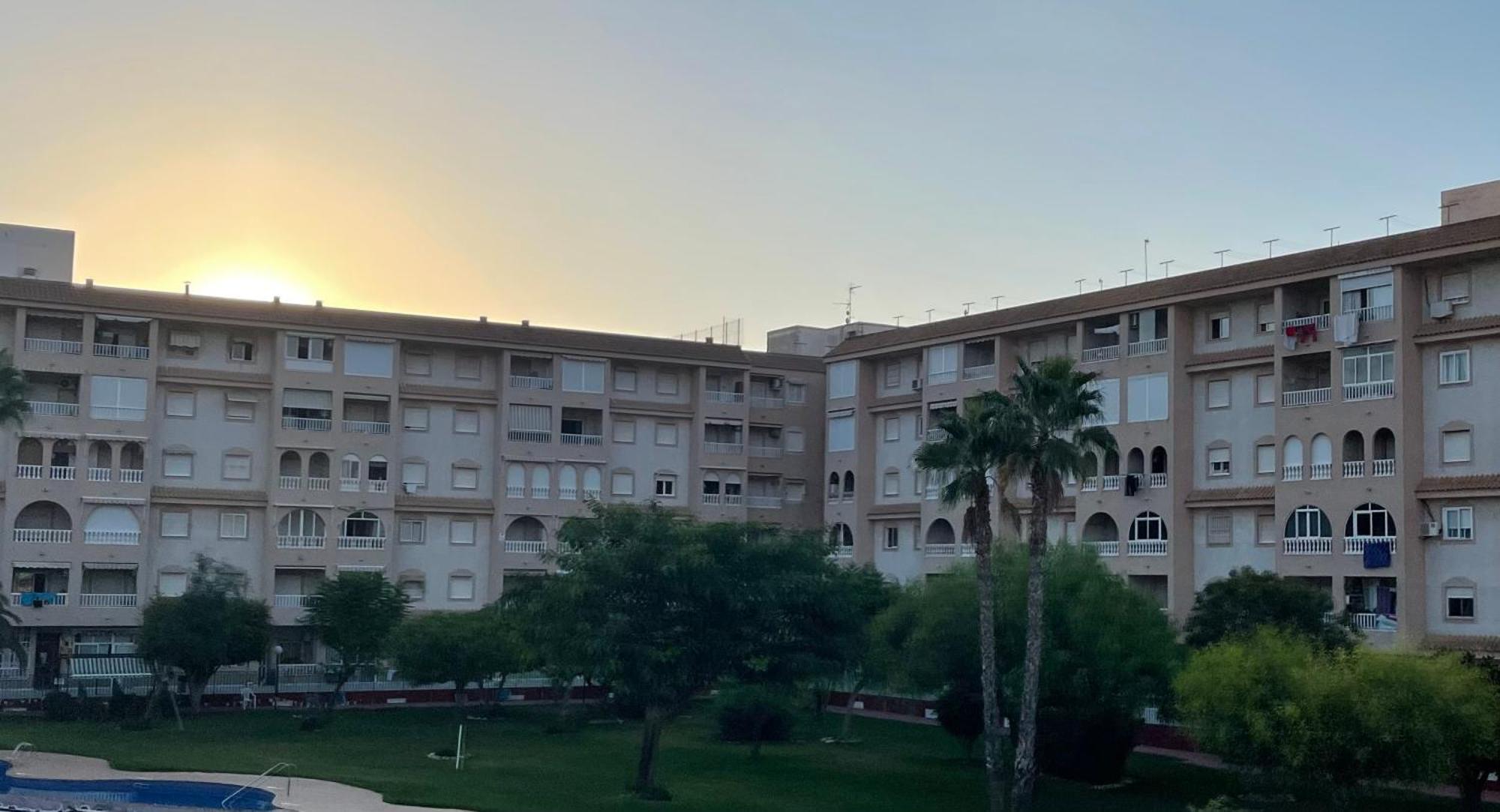Skyline 21 Apartment Torrevieja Exterior photo
