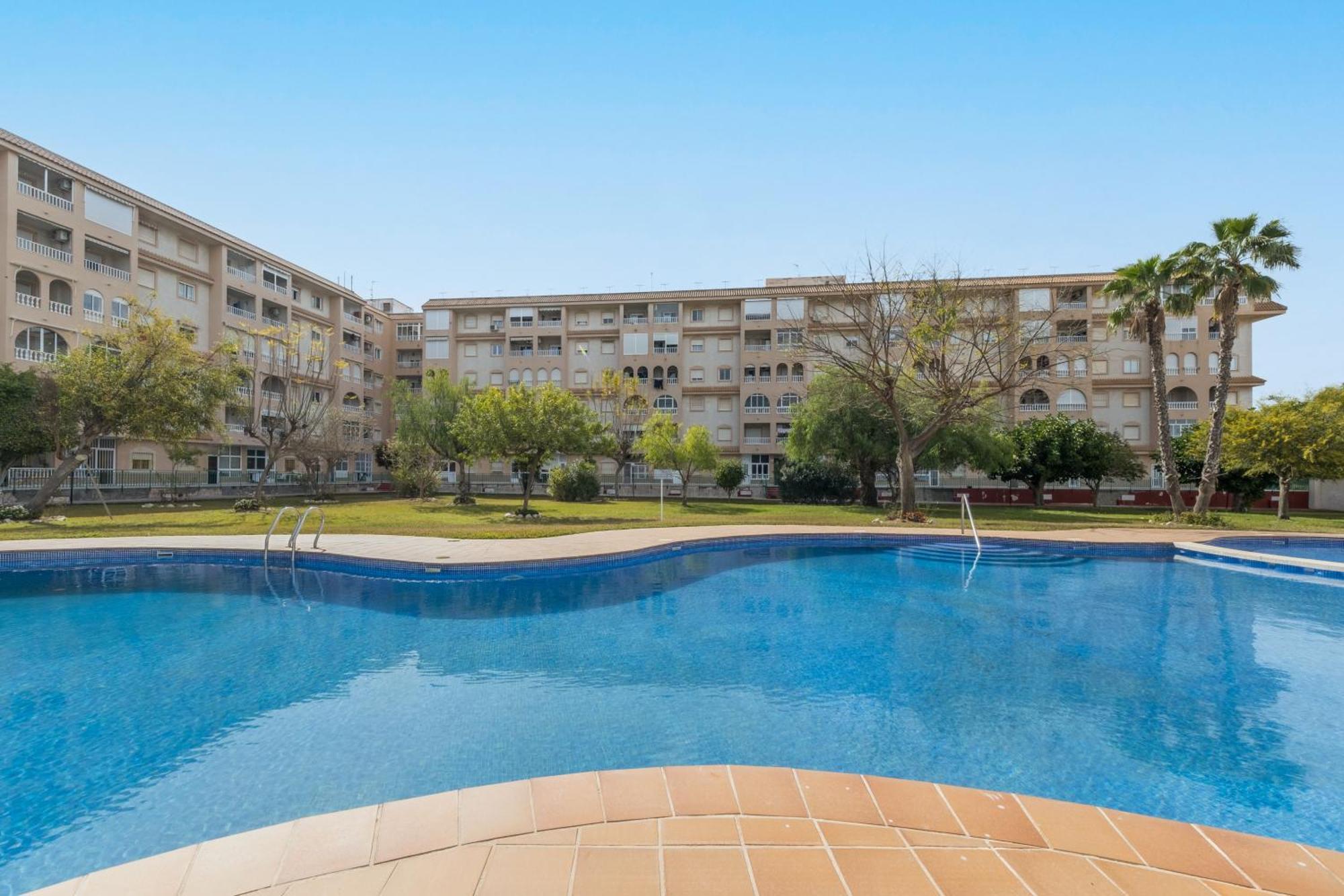 Skyline 21 Apartment Torrevieja Exterior photo